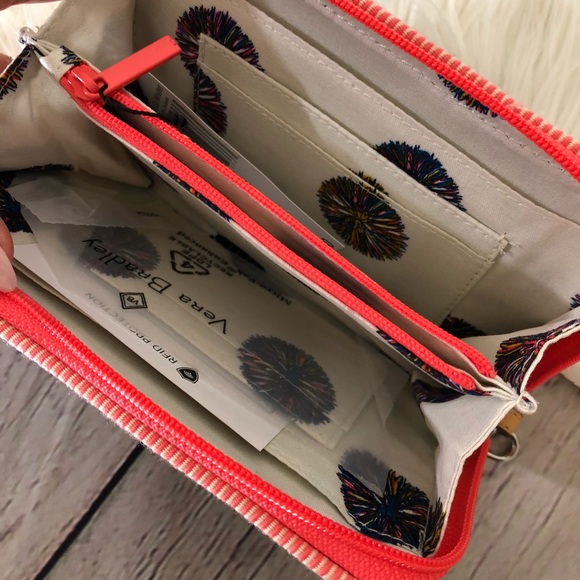 NWT Vera Bradley Cactus RFID Grab & Go Wristlet π΅ - Picture 2 of 6
